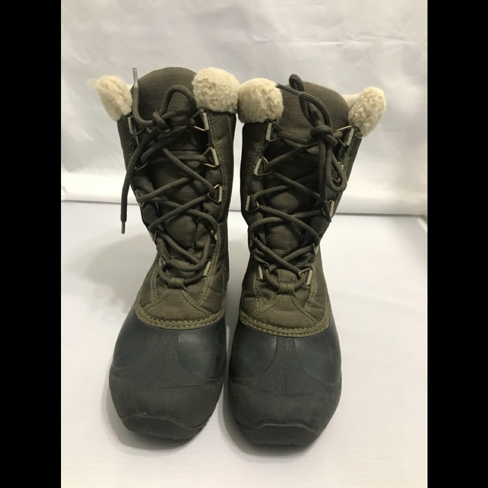Sorel green lace boot size 6